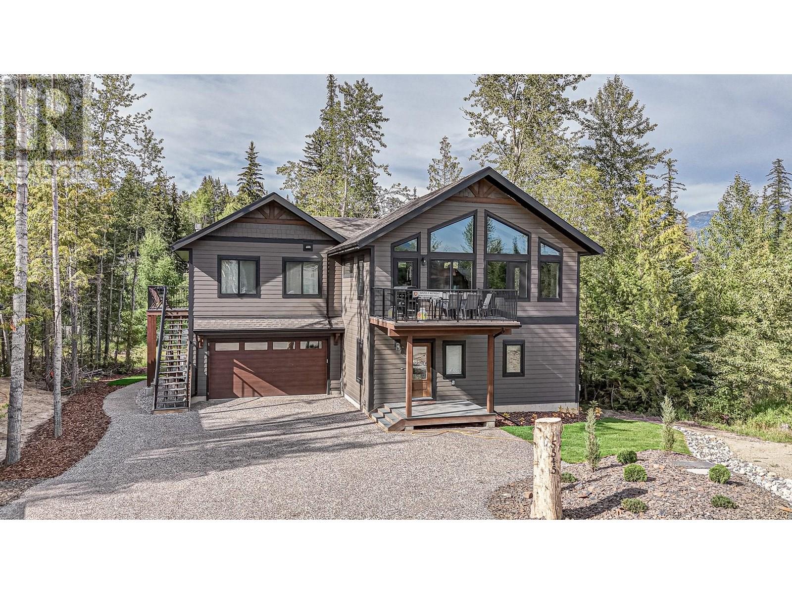 5545 Currie Bowl Way, Fernie, British Columbia