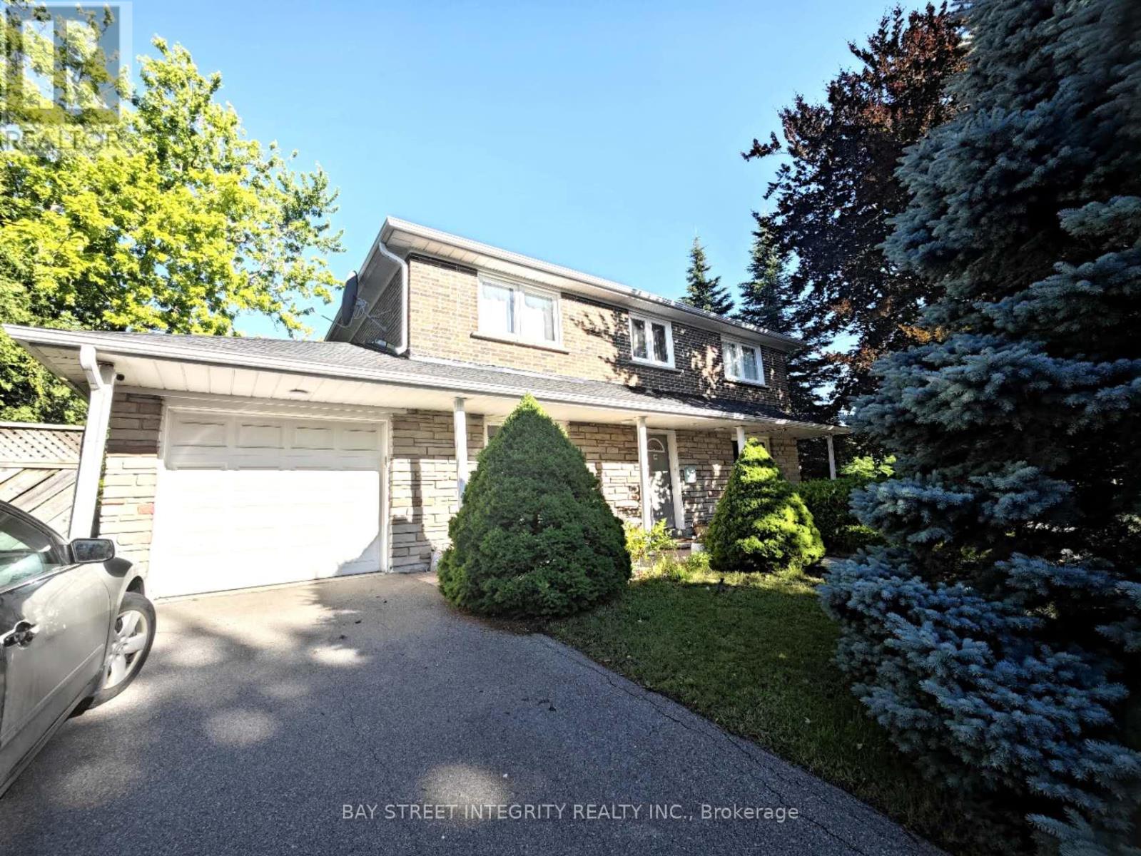 40 Deerford Road, Toronto, Ontario  M2J 3J4 - Photo 1 - C12321754
