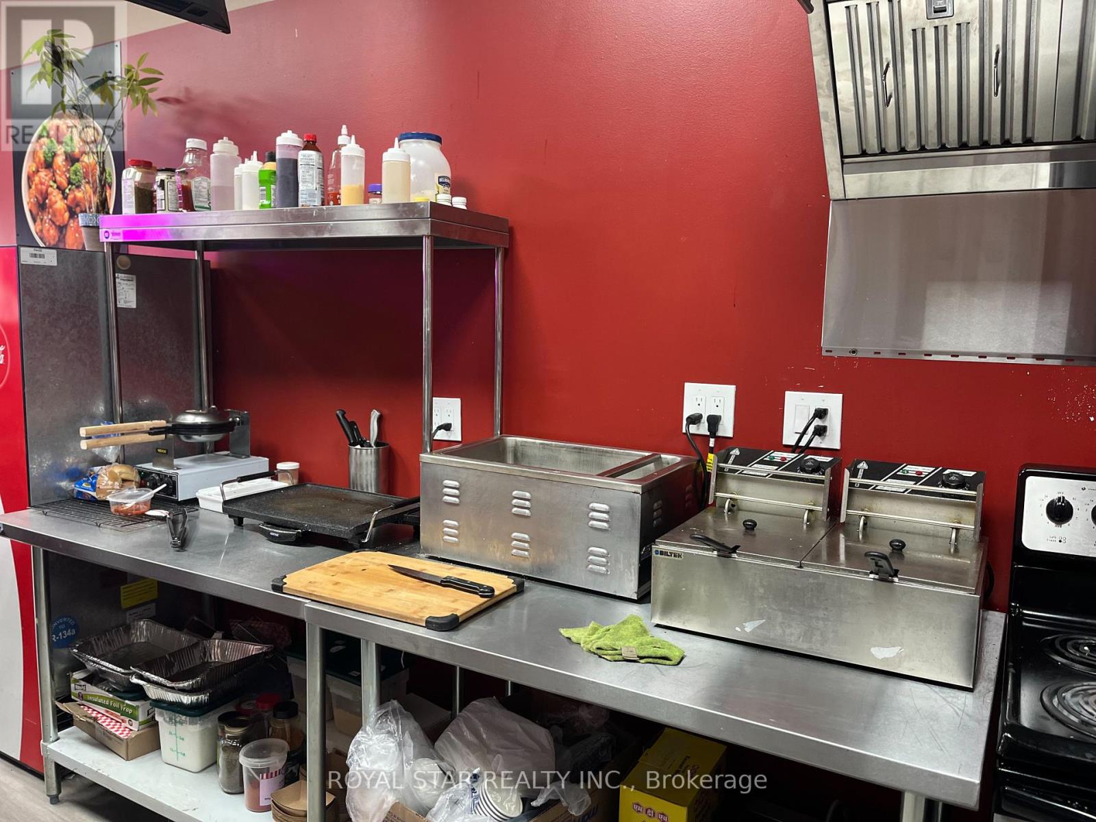 3427 Derry Road E, Mississauga, Ontario  L4T 1A8 - Photo 10 - W12321751