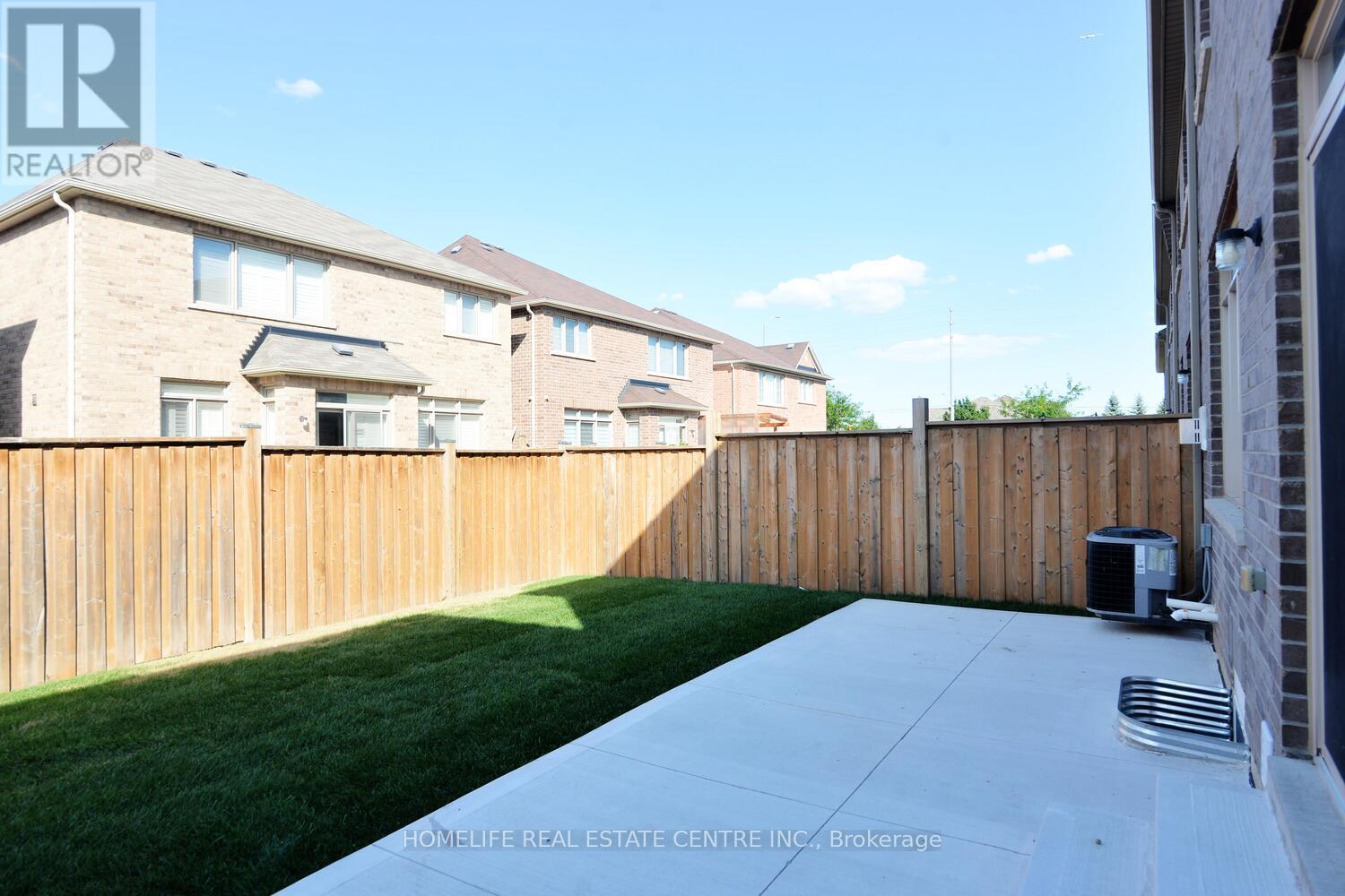 71 Villadowns Trail, Brampton, Ontario  L6R 3Y8 - Photo 48 - W12321786