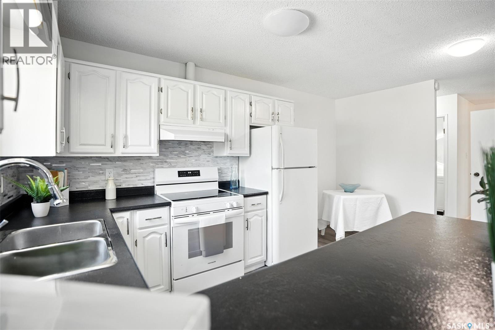 309 Rosher Street, Colonsay, Saskatchewan  S0K 0Z0 - Photo 4 - SK014032