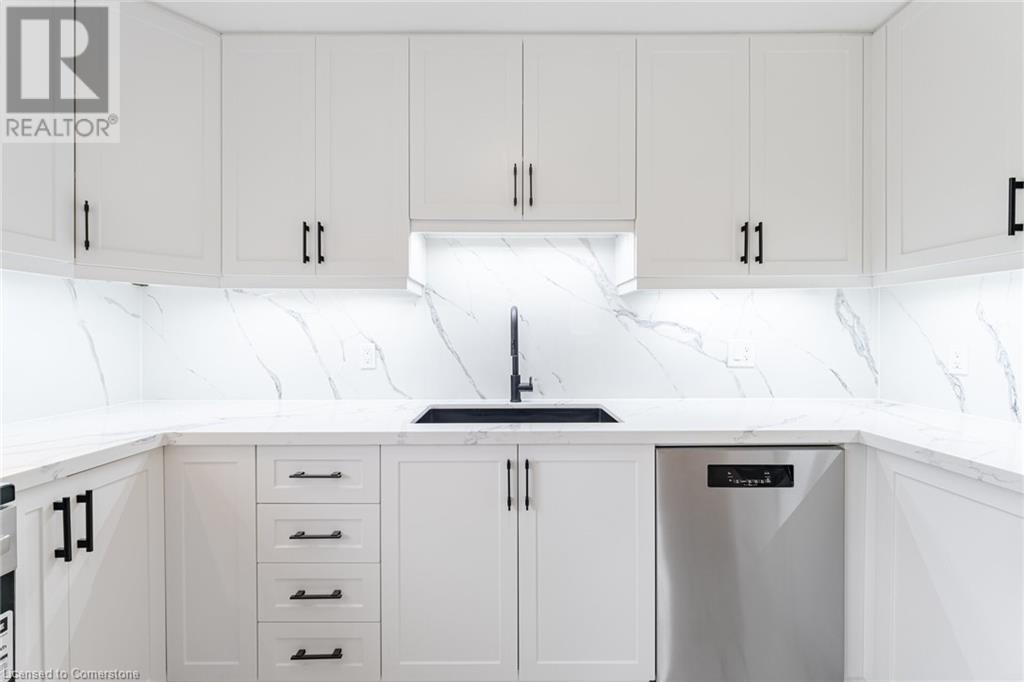 50 Albemarle Street, Brantford, Ontario  N3S 4N6 - Photo 11 - 40756919