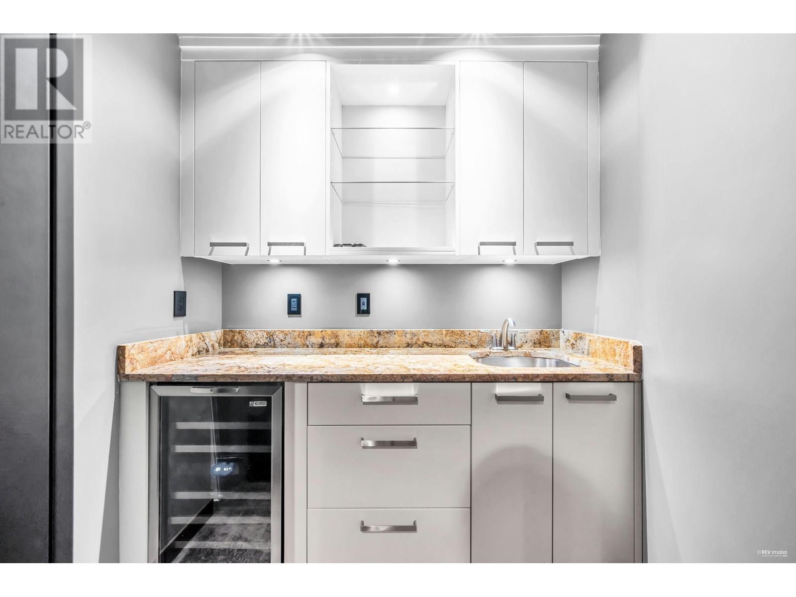 518 Ballantree Place, West Vancouver, British Columbia  V7S 1W5 - Photo 31 - R3033095