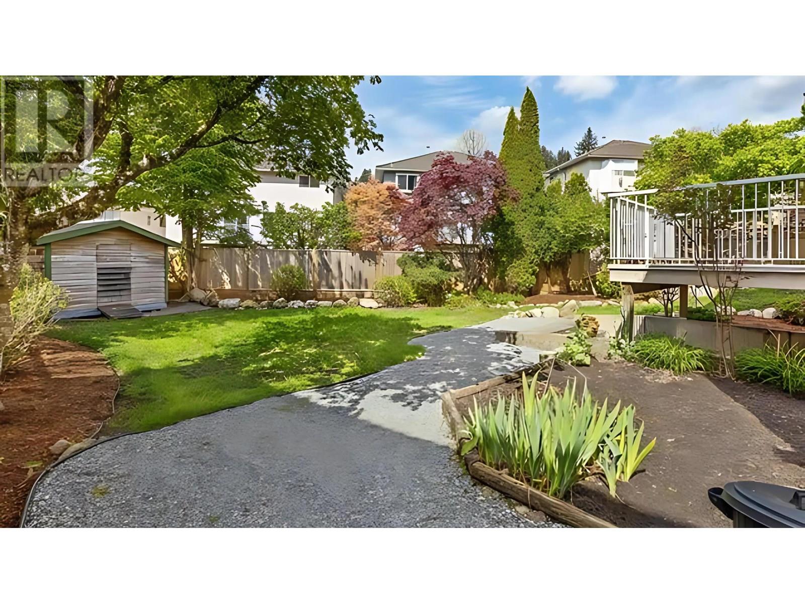 Basement 3320 Rosalie Court, Coquitlam, British Columbia  V3E 2Z8 - Photo 2 - R3033099