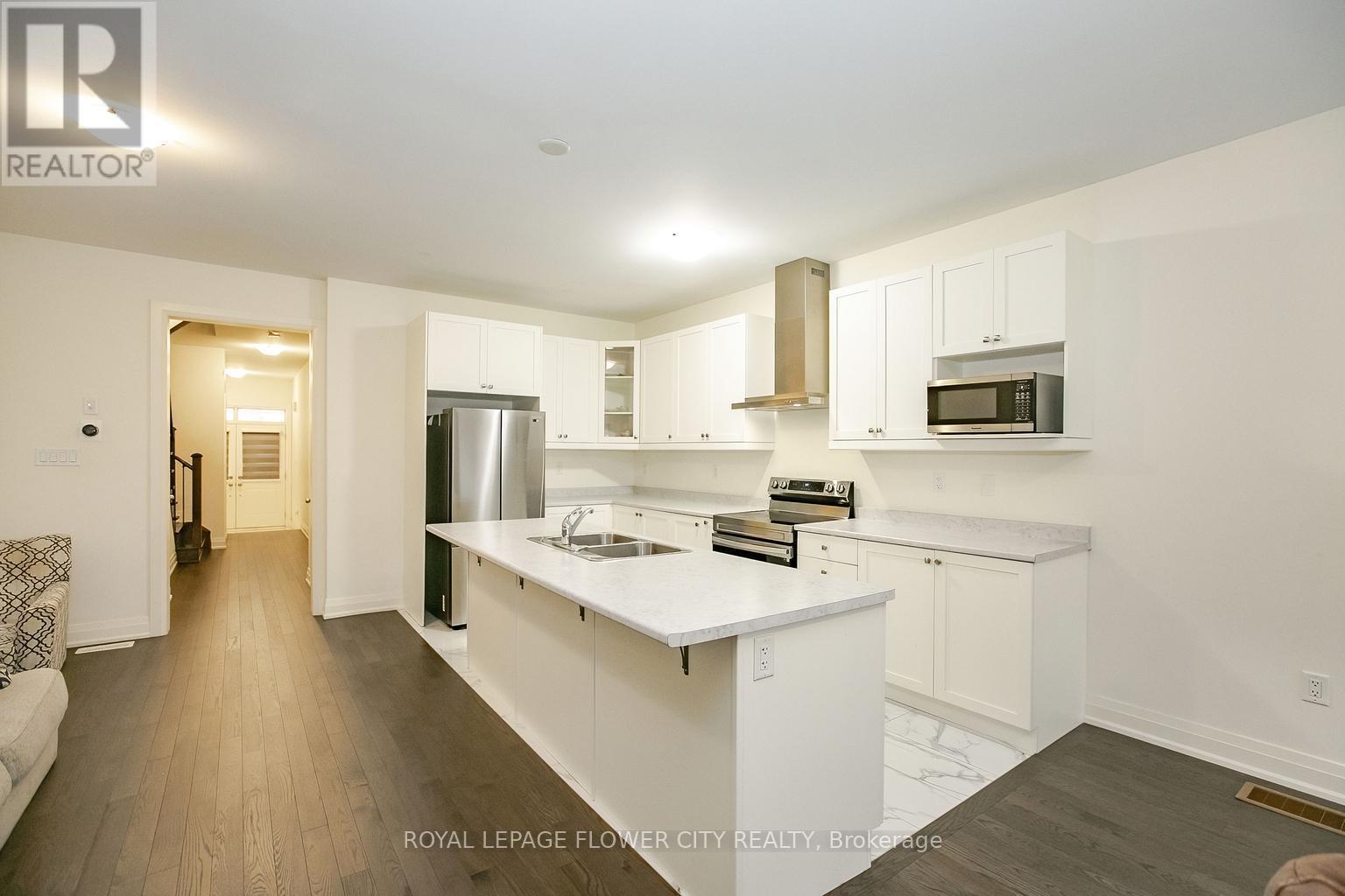 114 Adventura Road, Brampton, Ontario  L7A 5A7 - Photo 18 - W12321849