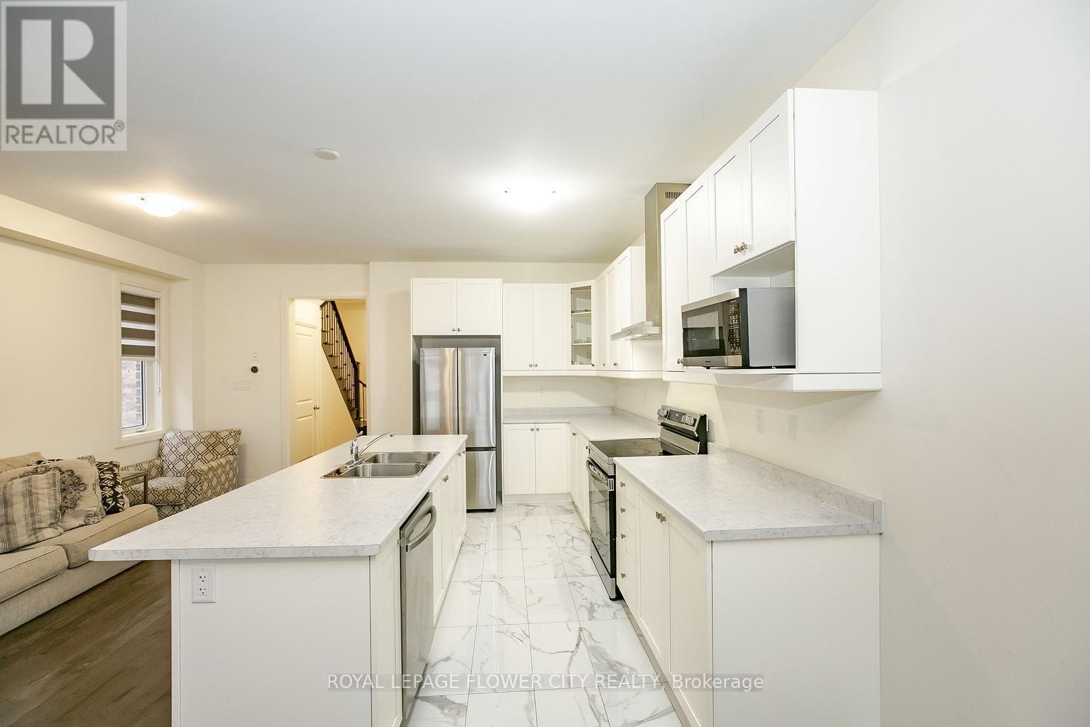 114 Adventura Road, Brampton, Ontario  L7A 5A7 - Photo 19 - W12321849