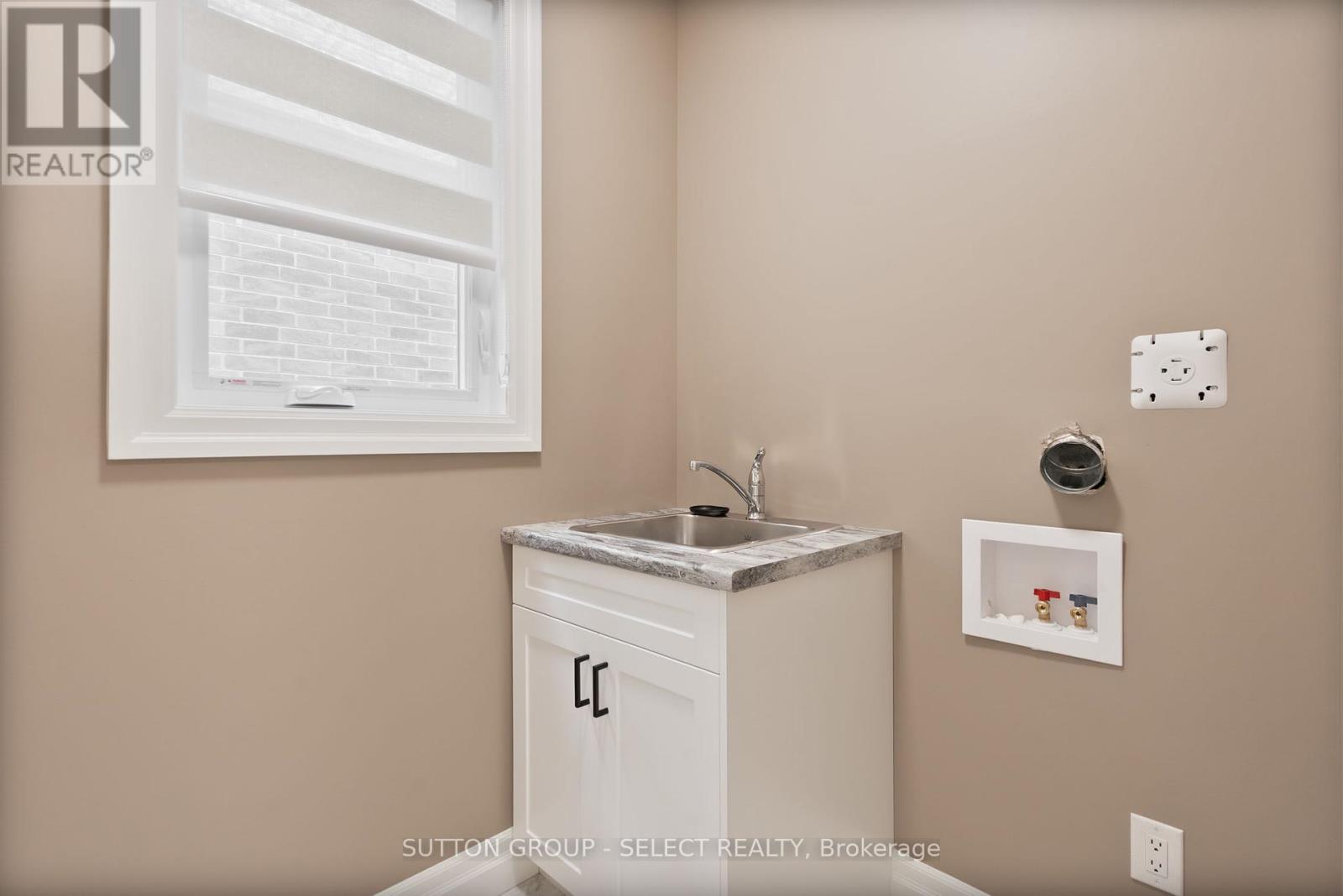3833 Campbell Street N, London South (South V), Ontario  N6P 0J7 - Photo 13 - X12321856