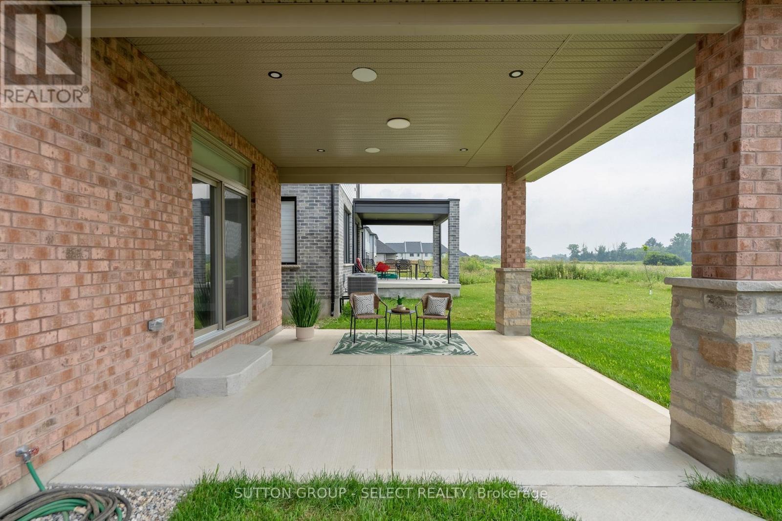 3833 Campbell Street N, London South (South V), Ontario  N6P 0J7 - Photo 35 - X12321856