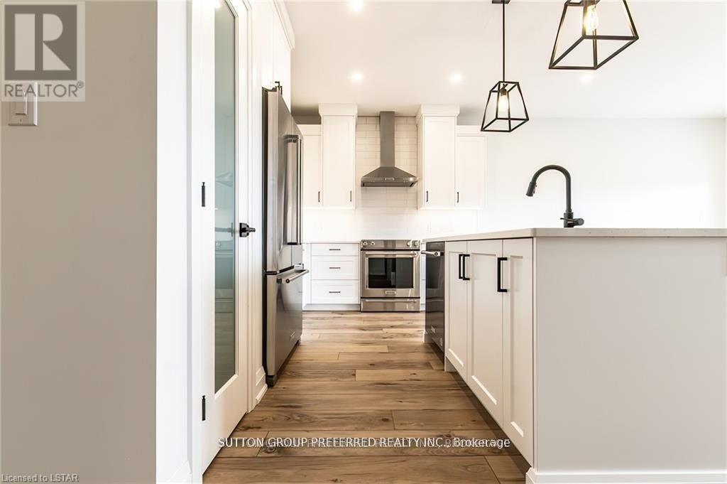 28 - 175 Glengariff Drive, Southwold, Ontario  N5P 0G1 - Photo 2 - X12321890