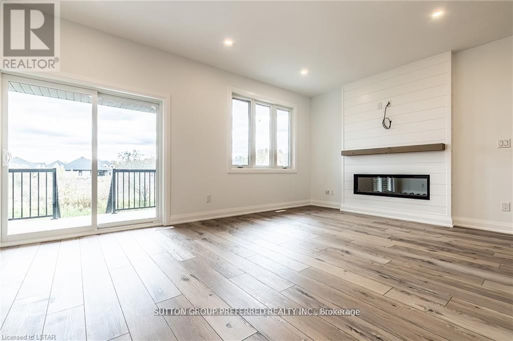 28 - 175 Glengariff Drive, Southwold, Ontario  N5P 0G1 - Photo 6 - X12321890