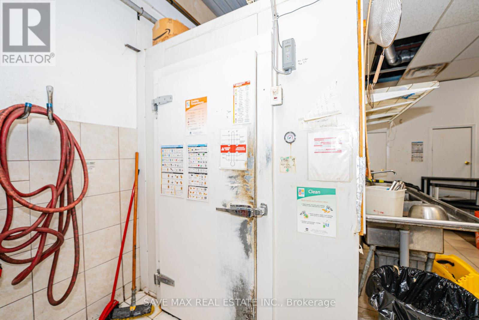 535 Upper Wellington Street, Hamilton, Ontario  L9A 3P7 - Photo 27 - X12320658