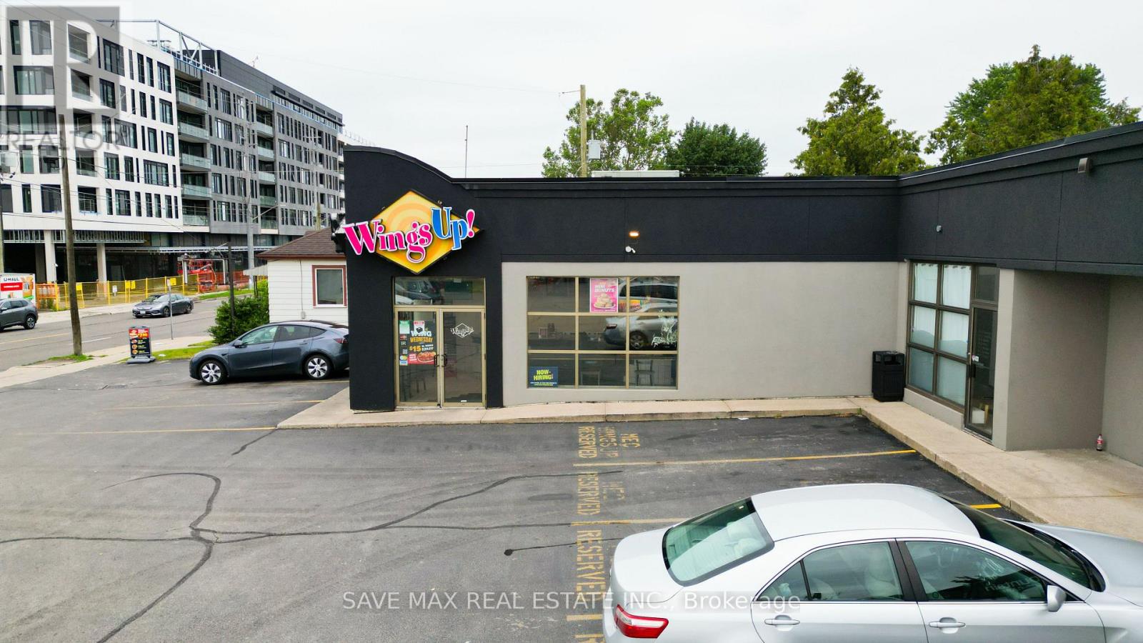 535 Upper Wellington Street, Hamilton, Ontario  L9A 3P7 - Photo 2 - X12320658