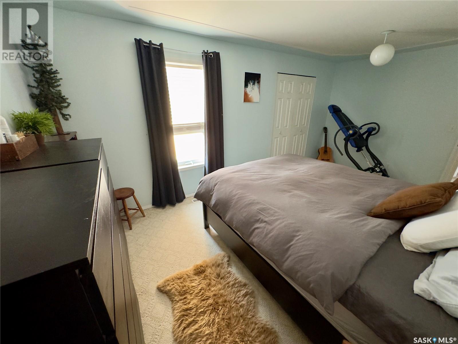 118 Cedar Avenue N, Eastend, Saskatchewan  S0N 0T0 - Photo 19 - SK014383