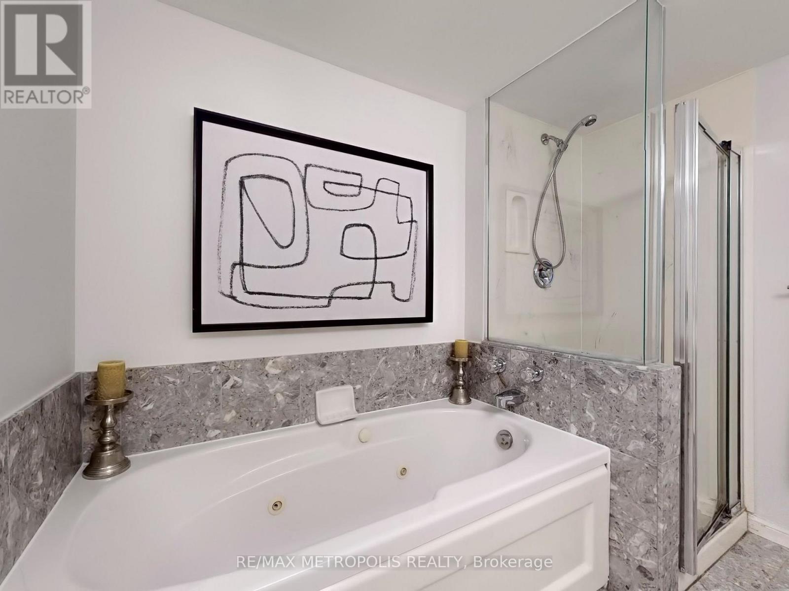 1206 - 7 Carlton Street, Toronto, Ontario  M5B 2M3 - Photo 25 - C12321888