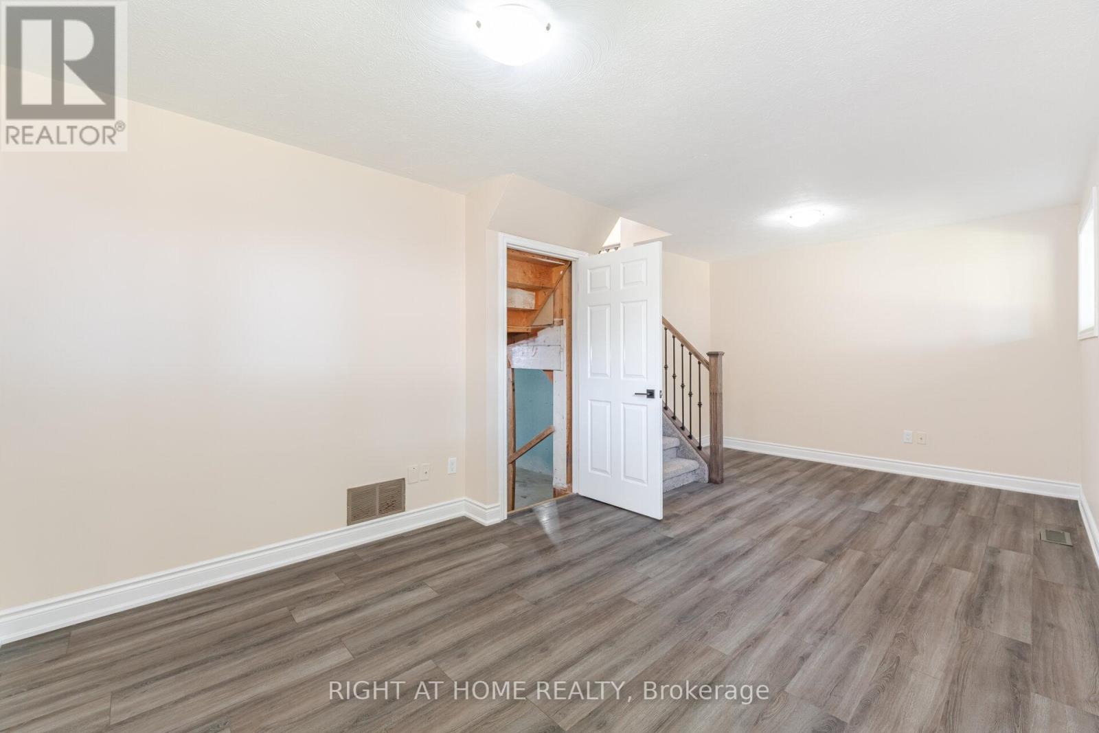 50 Albemarle Street, Brantford, Ontario  N3S 4N6 - Photo 30 - X12321869