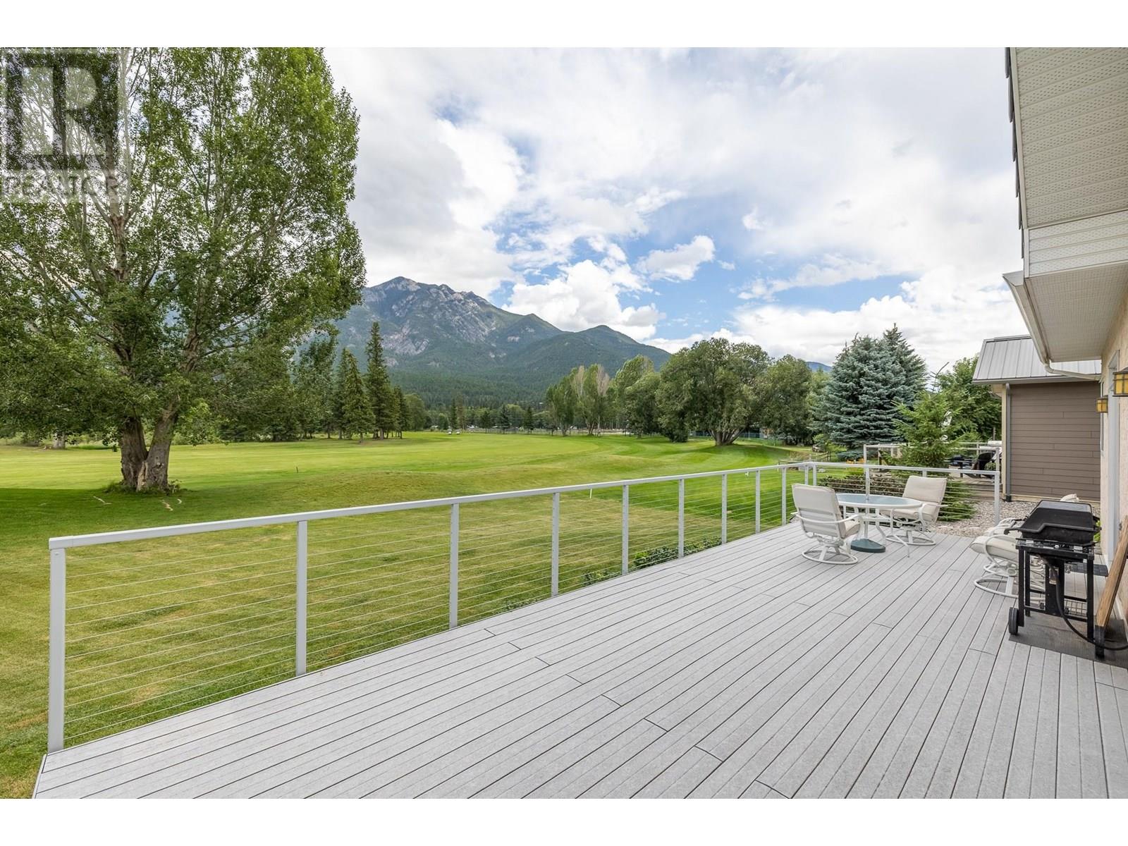 5214 Riverside Drive, Fairmont Hot Springs, British Columbia  V0B 1L1 - Photo 6 - 10355729