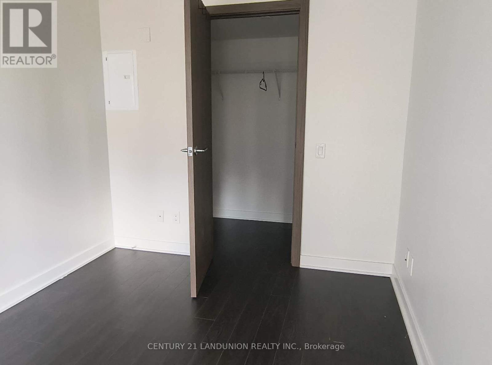 902 - 19 Bathurst Street, Toronto, Ontario M5V 0N2 - Photo 17 - C12319375