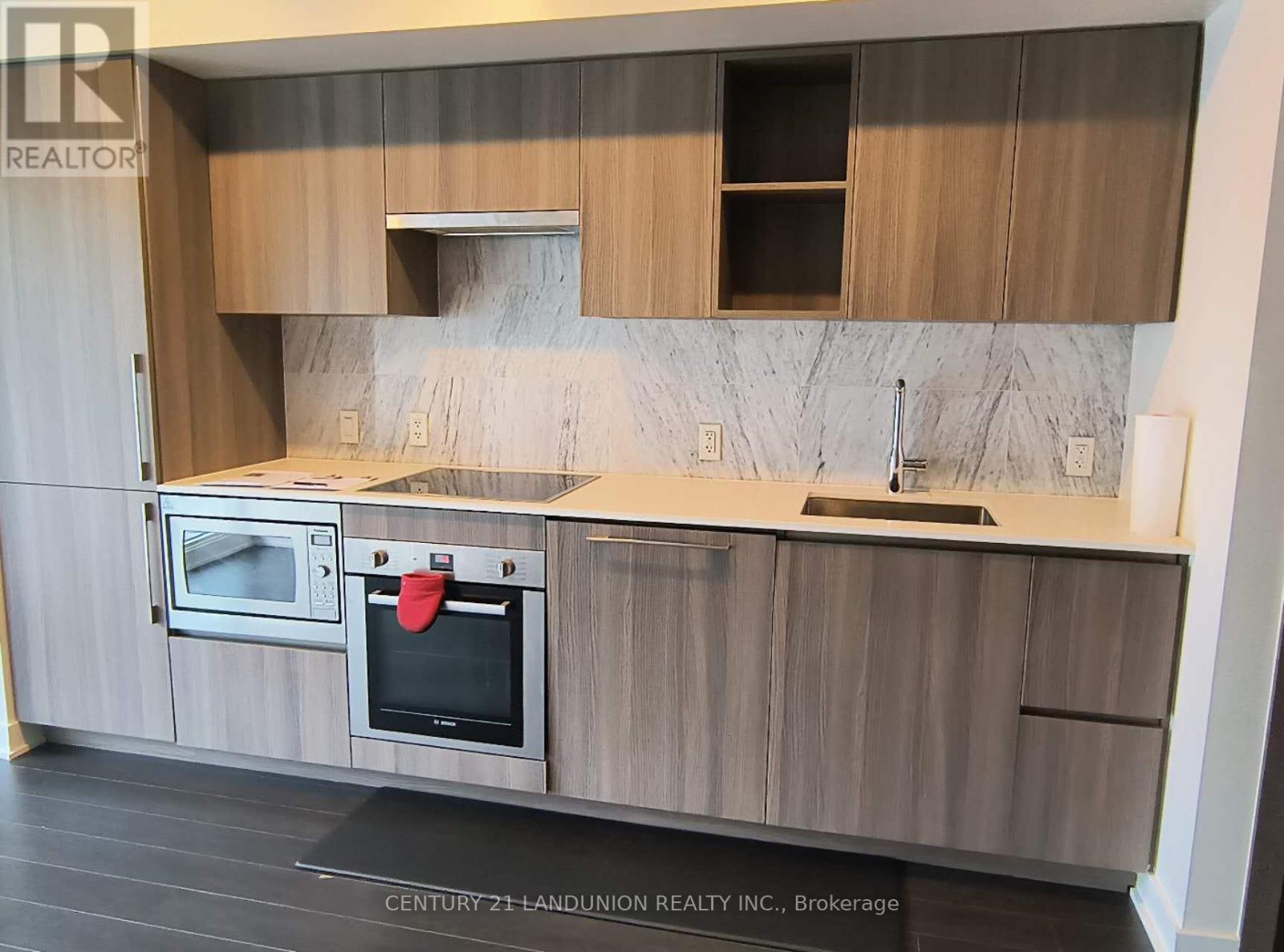 902 - 19 Bathurst Street, Toronto, Ontario M5V 0N2 - Photo 10 - C12319375