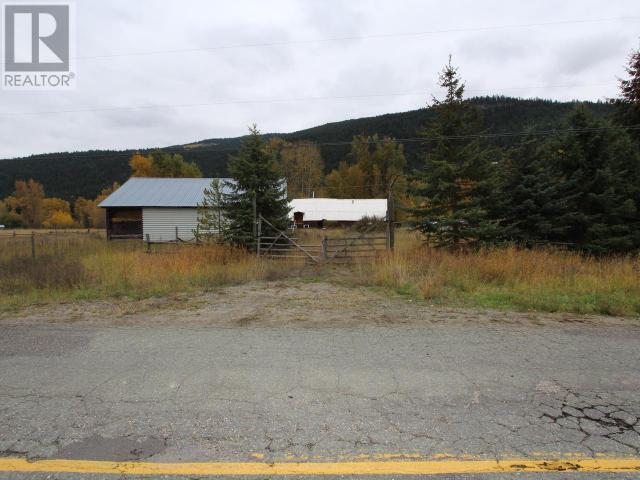 1608 Chase Falkland Road, Chase, British Columbia  V0E 1M1 - Photo 4 - 10341453