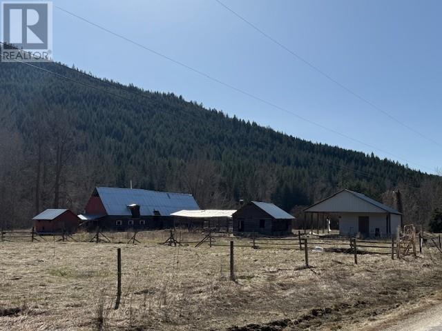 1608 Chase Falkland Road, Chase, British Columbia  V0E 1M1 - Photo 29 - 10341453
