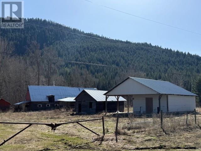 1608 Chase Falkland Road, Chase, British Columbia  V0E 1M1 - Photo 30 - 10341453