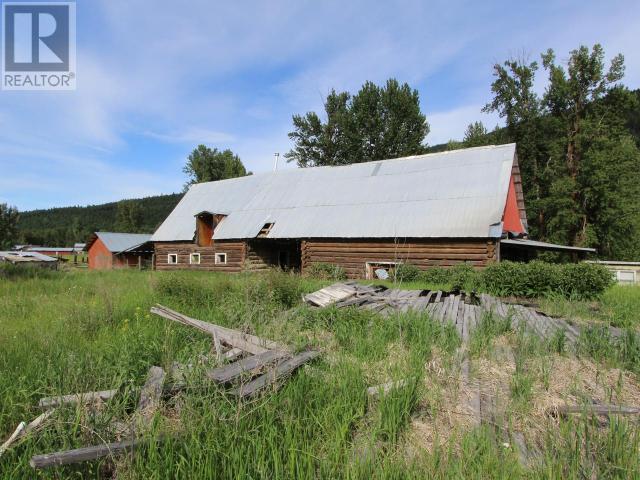 1608 Chase Falkland Road, Chase, British Columbia  V0E 1M1 - Photo 1 - 10341453