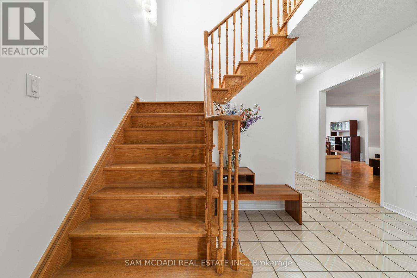 3346 Palgrave Road, Mississauga, Ontario  L5B 3E8 - Photo 13 - W12321923