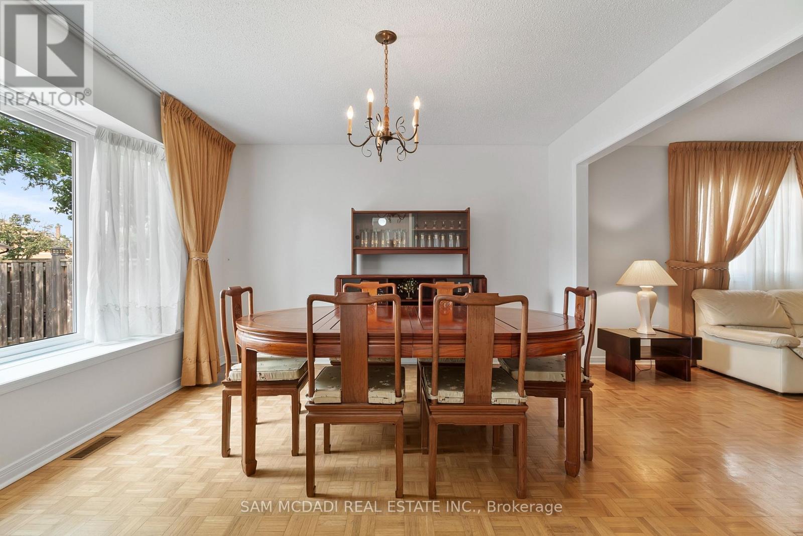 3346 Palgrave Road, Mississauga, Ontario  L5B 3E8 - Photo 19 - W12321923