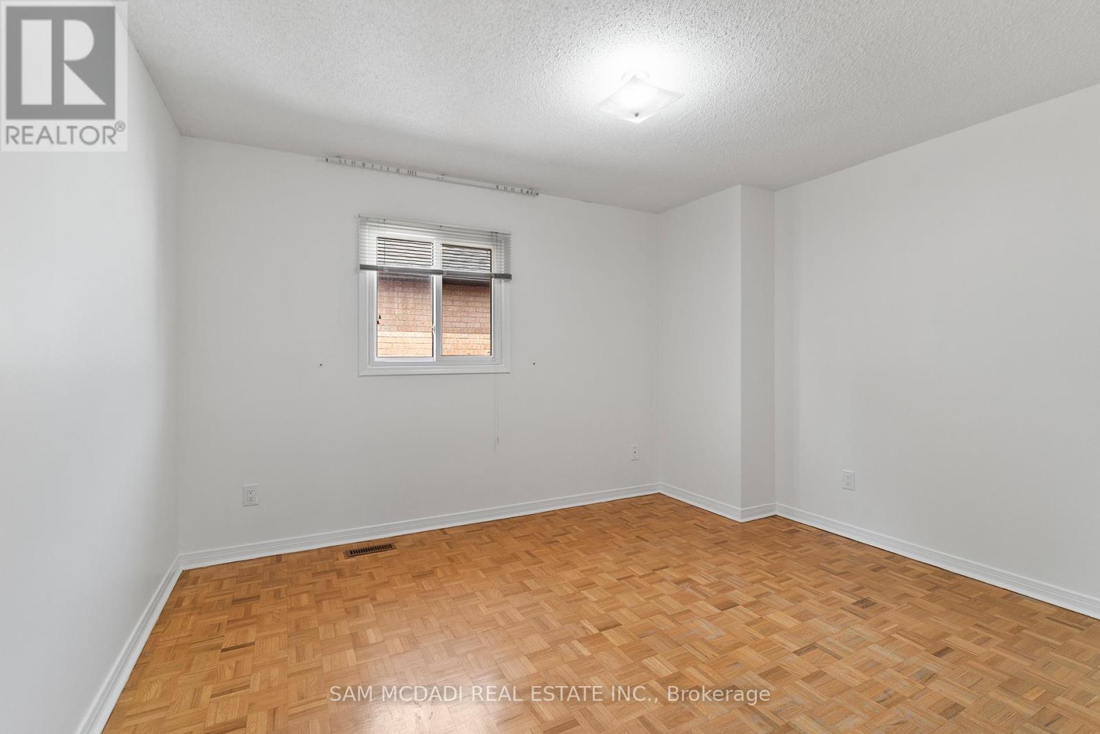 3346 Palgrave Road, Mississauga, Ontario  L5B 3E8 - Photo 34 - W12321923