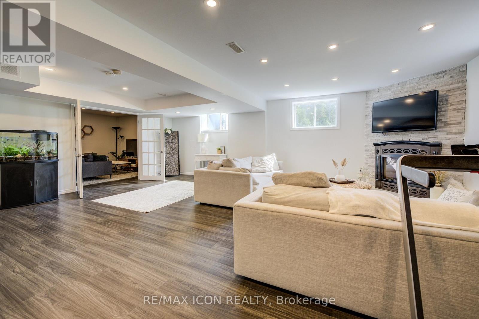 17 Minto Pines Road, Minto, Ontario  N0G 2L0 - Photo 34 - X12321914