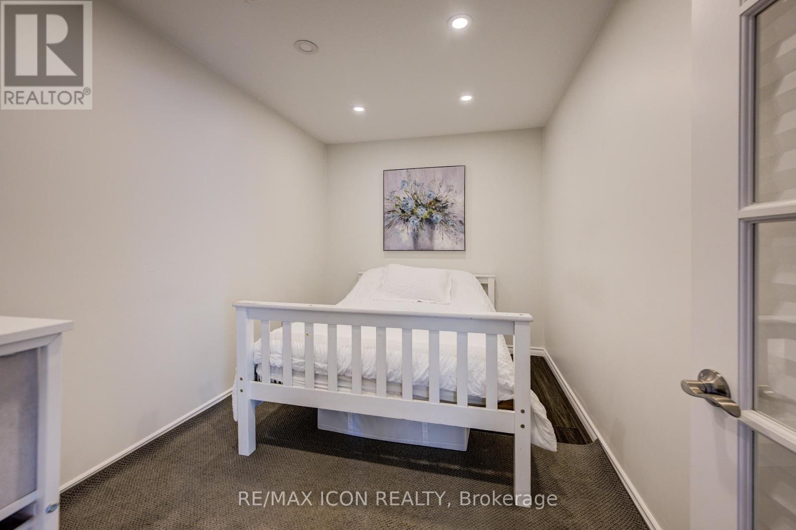 17 Minto Pines Road, Minto, Ontario  N0G 2L0 - Photo 37 - X12321914