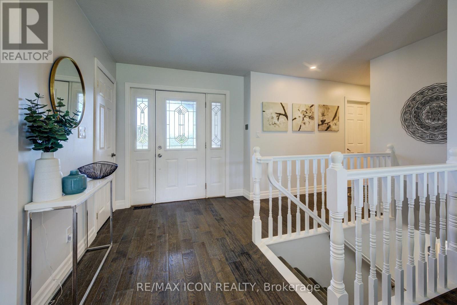 17 Minto Pines Road, Minto, Ontario  N0G 2L0 - Photo 5 - X12321914