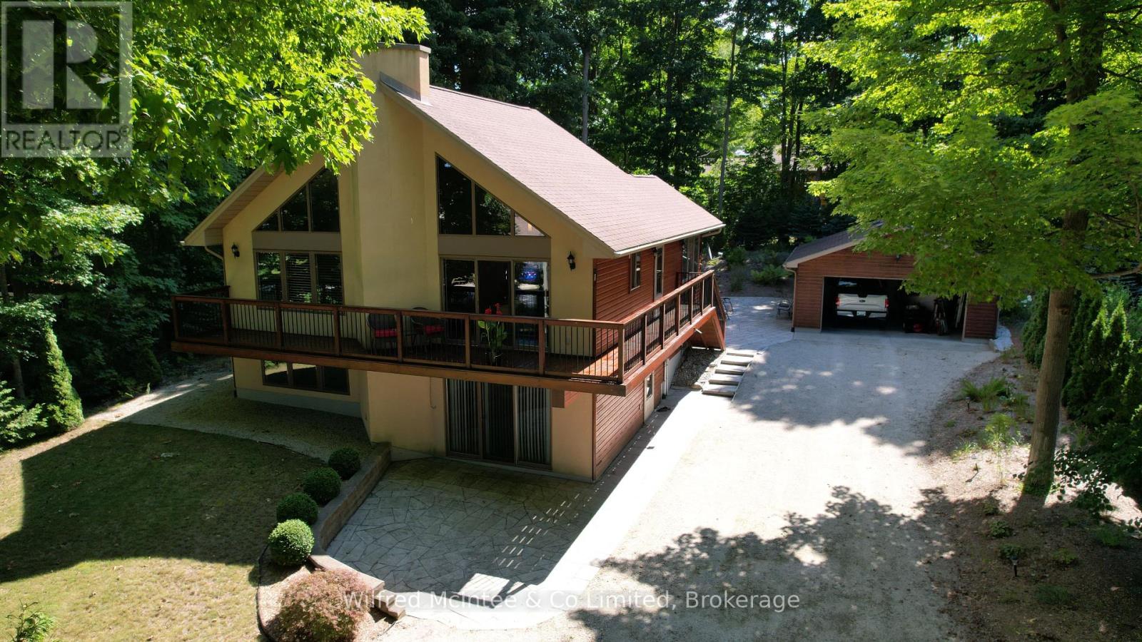 9 Carson Lake Crescent, South Bruce Peninsula, Ontario  N0H 2G0 - Photo 2 - X12321947
