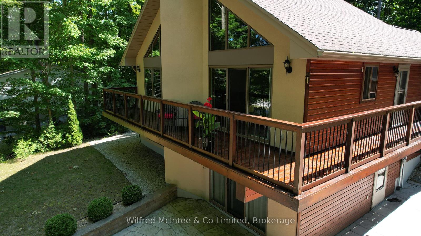 9 Carson Lake Crescent, South Bruce Peninsula, Ontario  N0H 2G0 - Photo 23 - X12321947