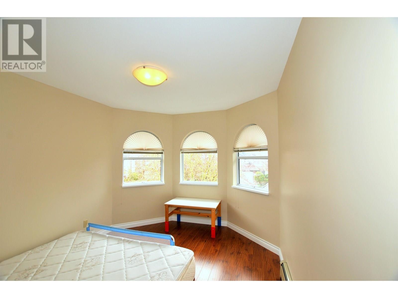 6823 Grant Place, Burnaby, British Columbia  V5B 4X4 - Photo 15 - R3029730