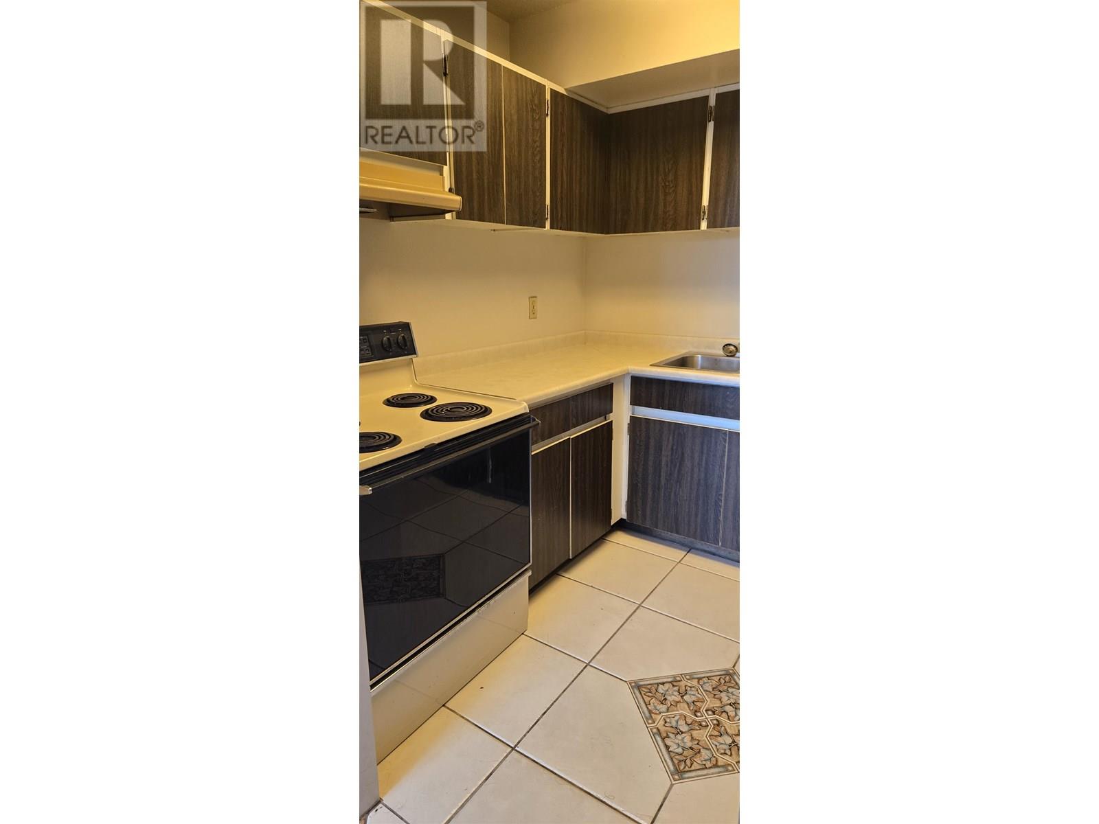 2206 3771 Bartlett Court, Burnaby, British Columbia  V3J 7G8 - Photo 11 - R3008469