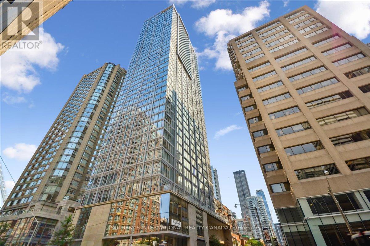 409 - 188 Cumberland Street, Toronto, Ontario  M5R 0B6 - Photo 1 - C12322041