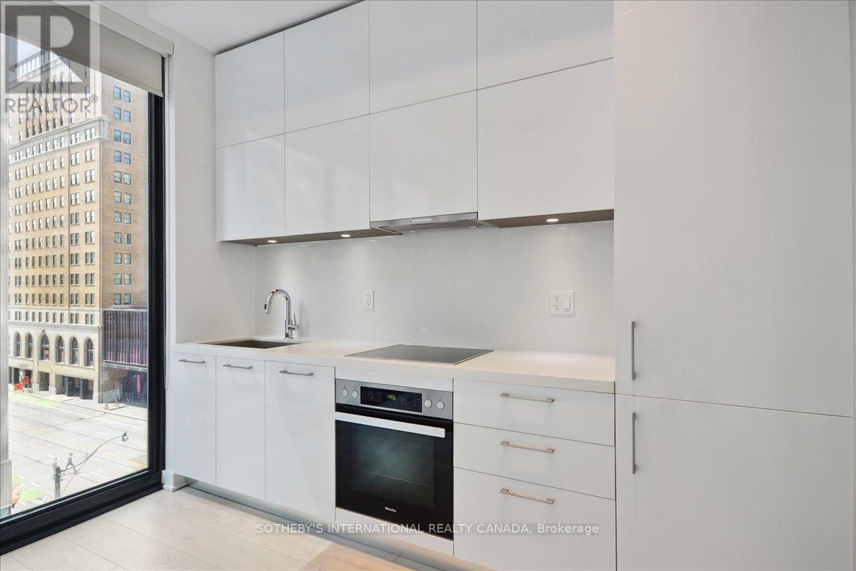 409 - 188 Cumberland Street, Toronto, Ontario  M5R 0B6 - Photo 10 - C12322041