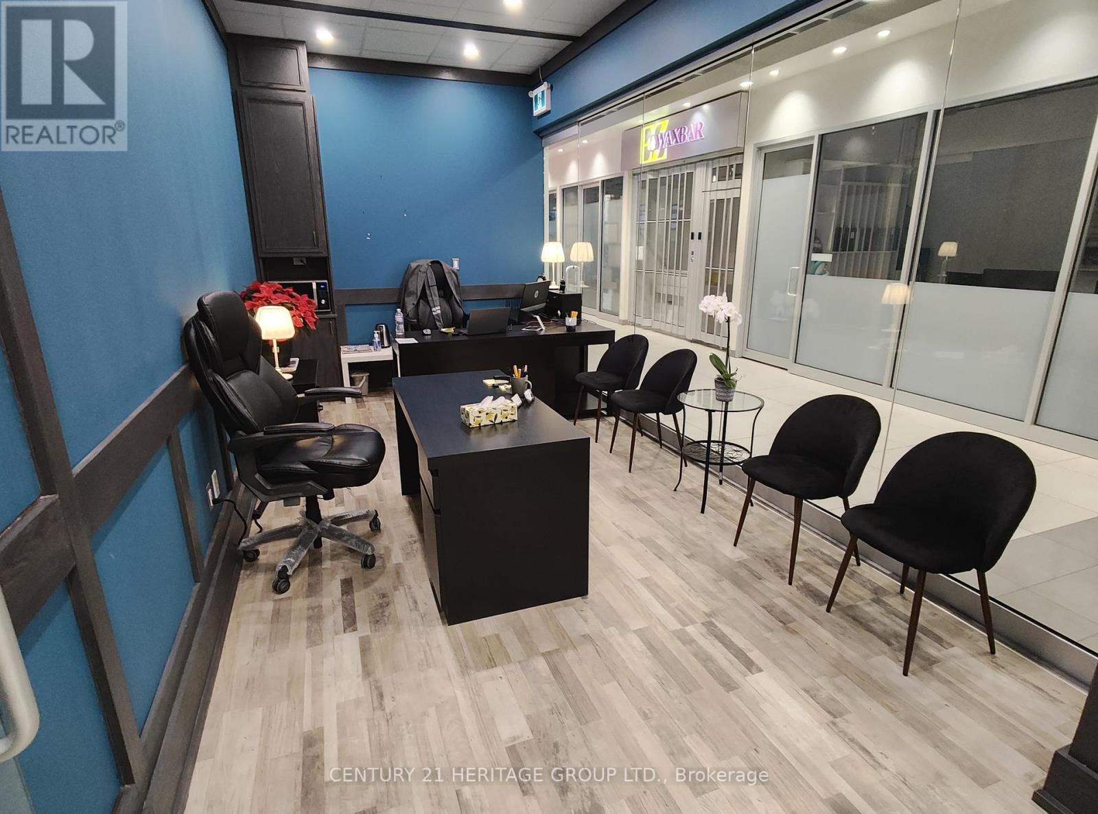 52 - 7181 Yonge Street, Markham, Ontario  L3T 0C7 - Photo 2 - N12322008