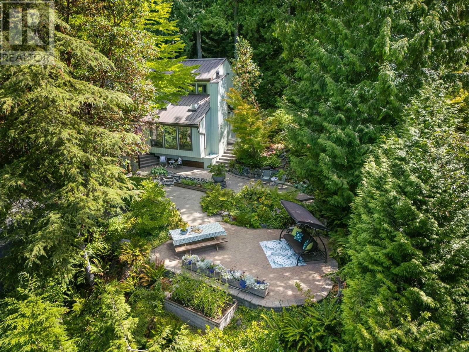 385 Oceanview Road, Lions Bay, British Columbia  V0N 2E0 - Photo 36 - R3033102