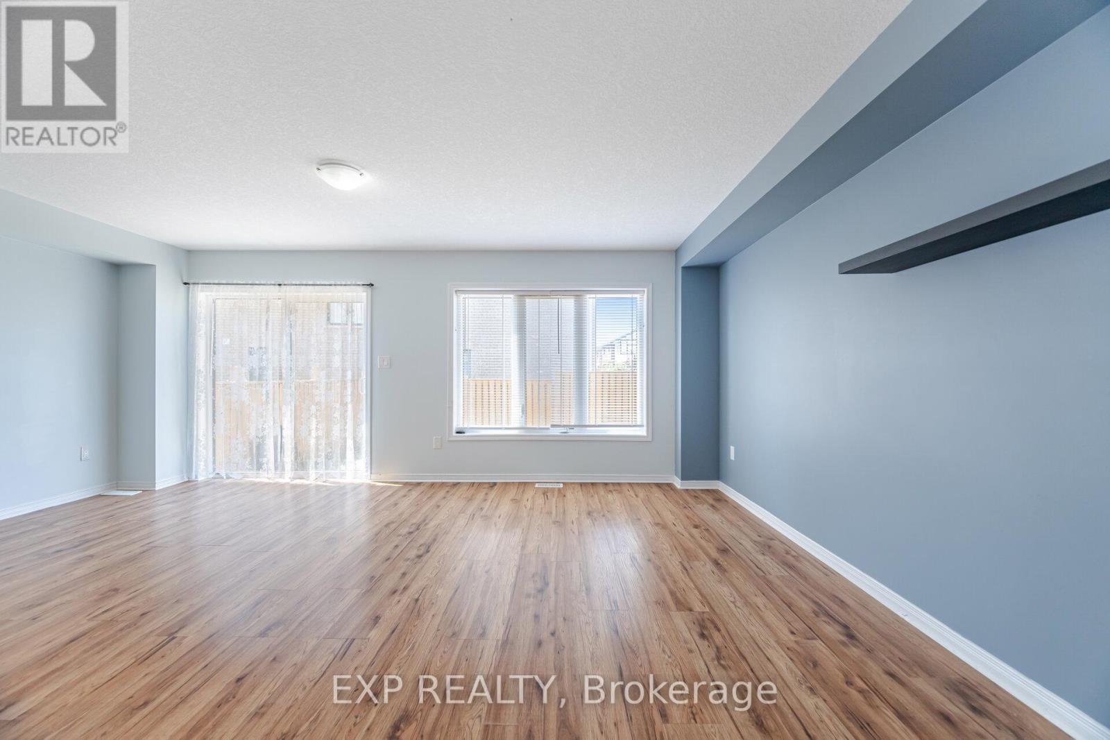 67 Thompson Road, Haldimand, Ontario  N3W 2G9 - Photo 13 - X12312692