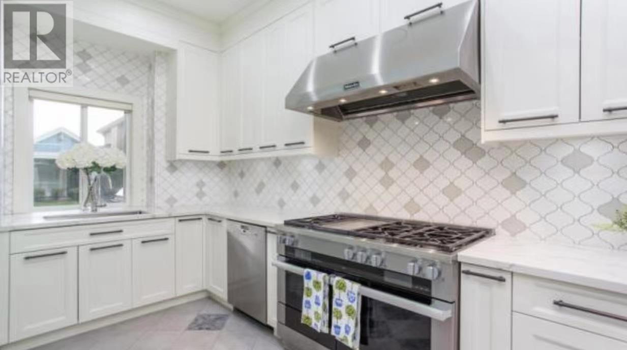 10395 Whistler Place, Richmond, British Columbia  V7E 4C6 - Photo 15 - R3031379