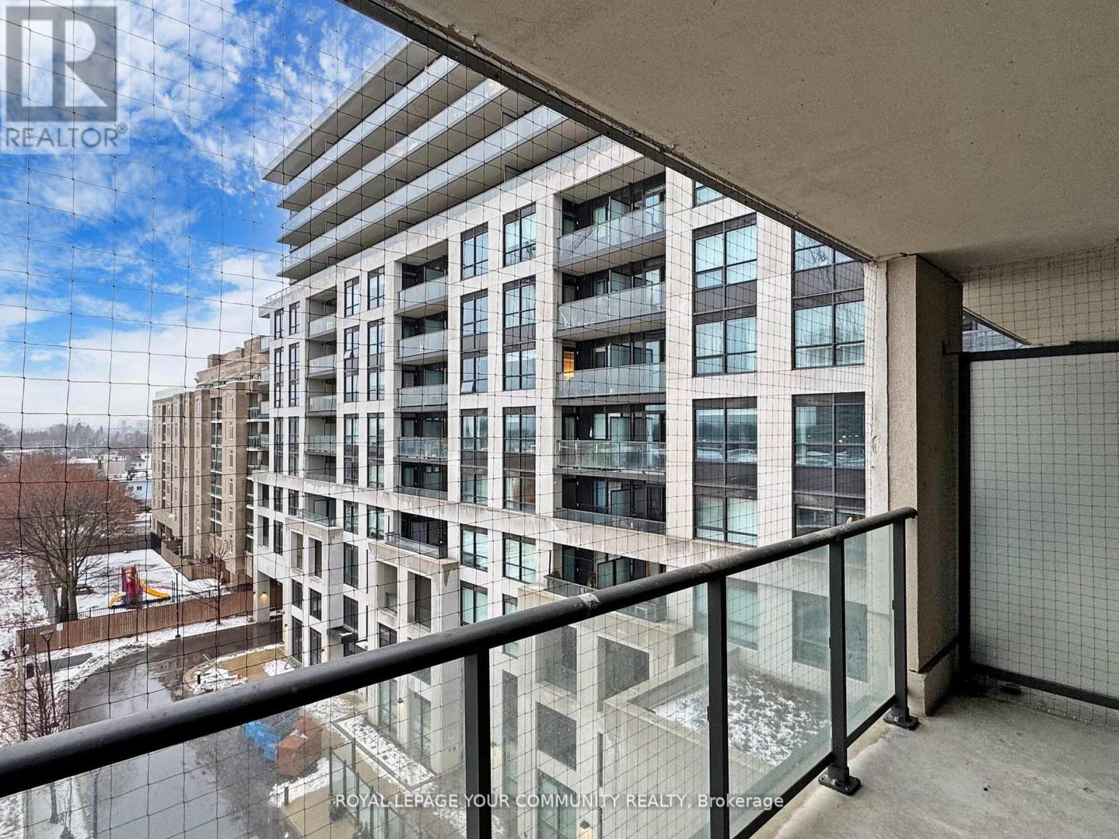525 - 8 Trent Avenue, Toronto, Ontario  M4C 0A6 - Photo 8 - E12322053