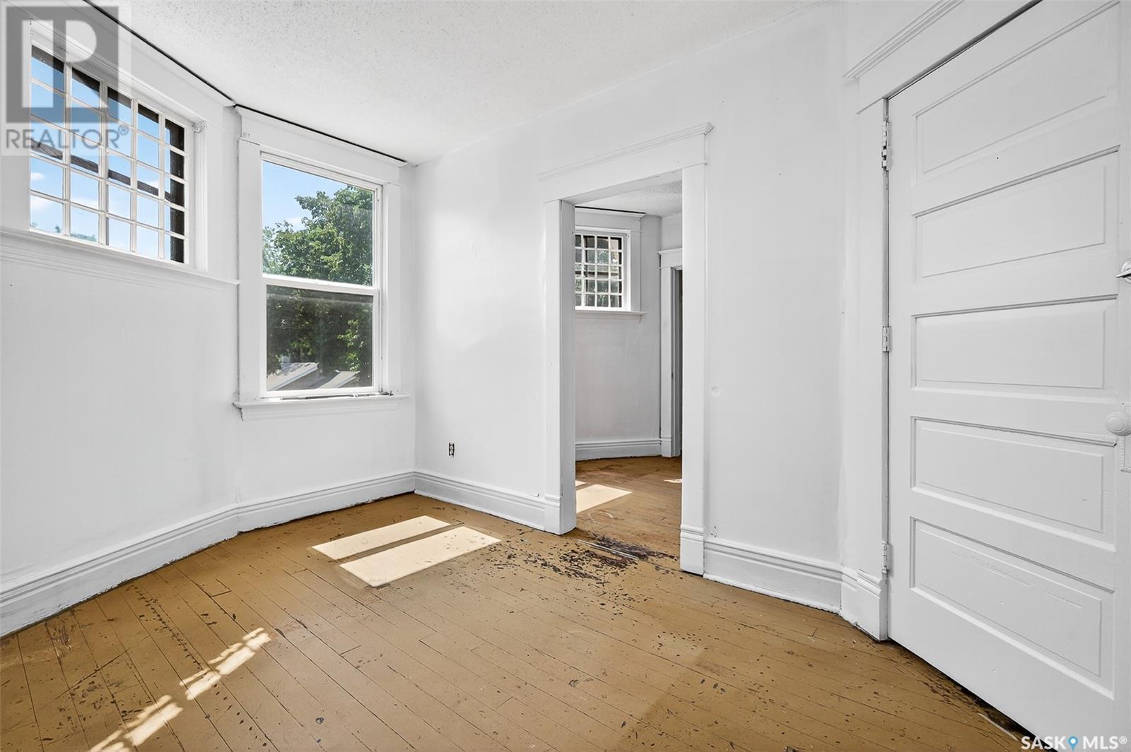 430 Ominica Street W, Moose Jaw, Saskatchewan  S6H 1X8 - Photo 41 - SK014489