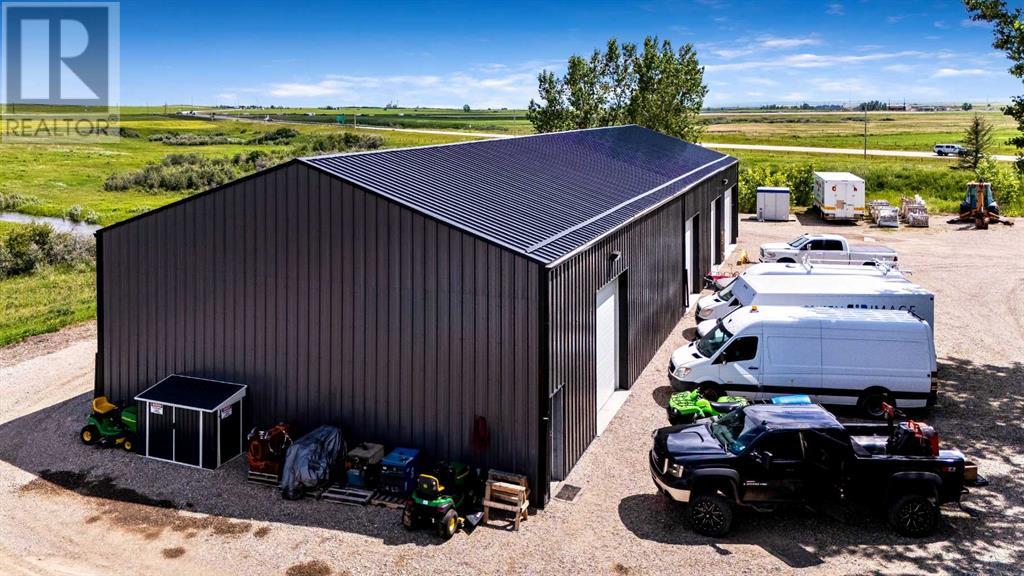 253042 Ab-901, Carseland, Alberta  T1P 1J6 - Photo 9 - A2243755