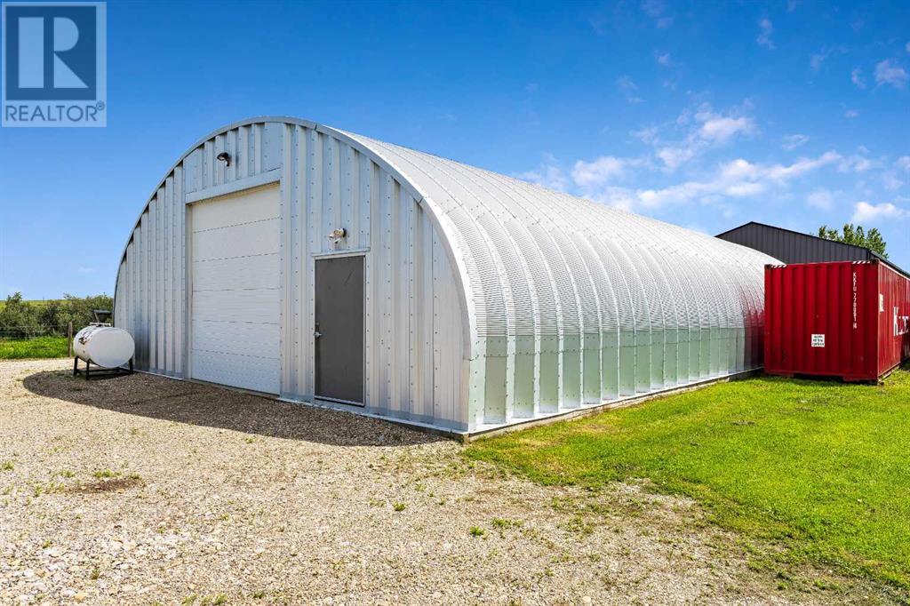 253042 Ab-901, Carseland, Alberta  T1P 1J6 - Photo 47 - A2243755