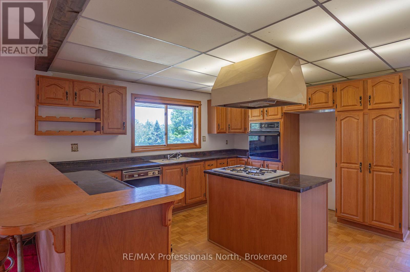 3204 Gelert Road, Minden Hills, Ontario  K0M 2K0 - Photo 5 - X12322071