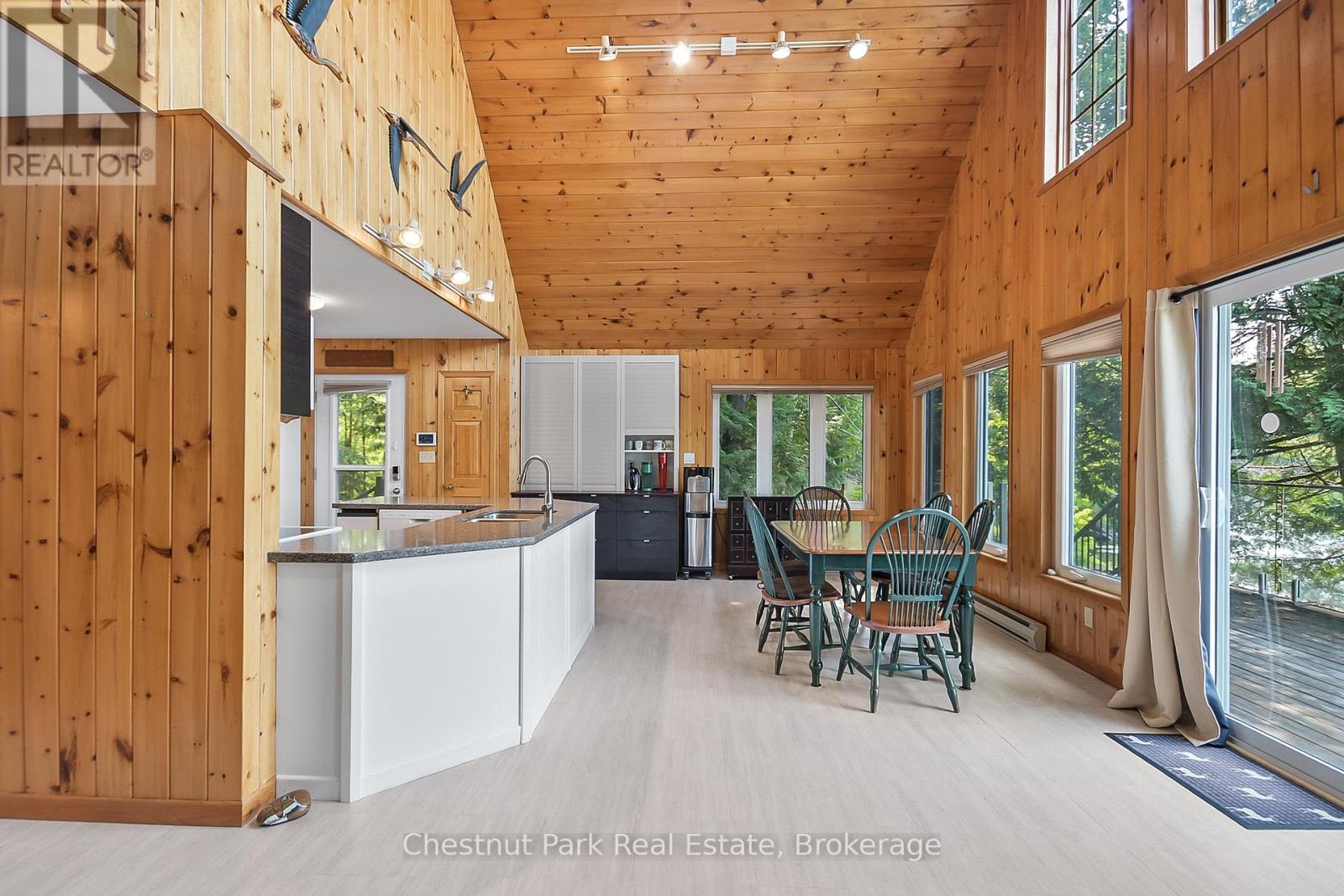 1037 Fire Route 20g, Gravenhurst, Ontario  P1P 1R3 - Photo 14 - X12322103