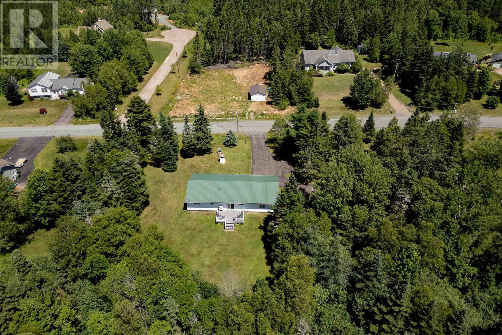 Property at 174 Riverbend Drive image 3