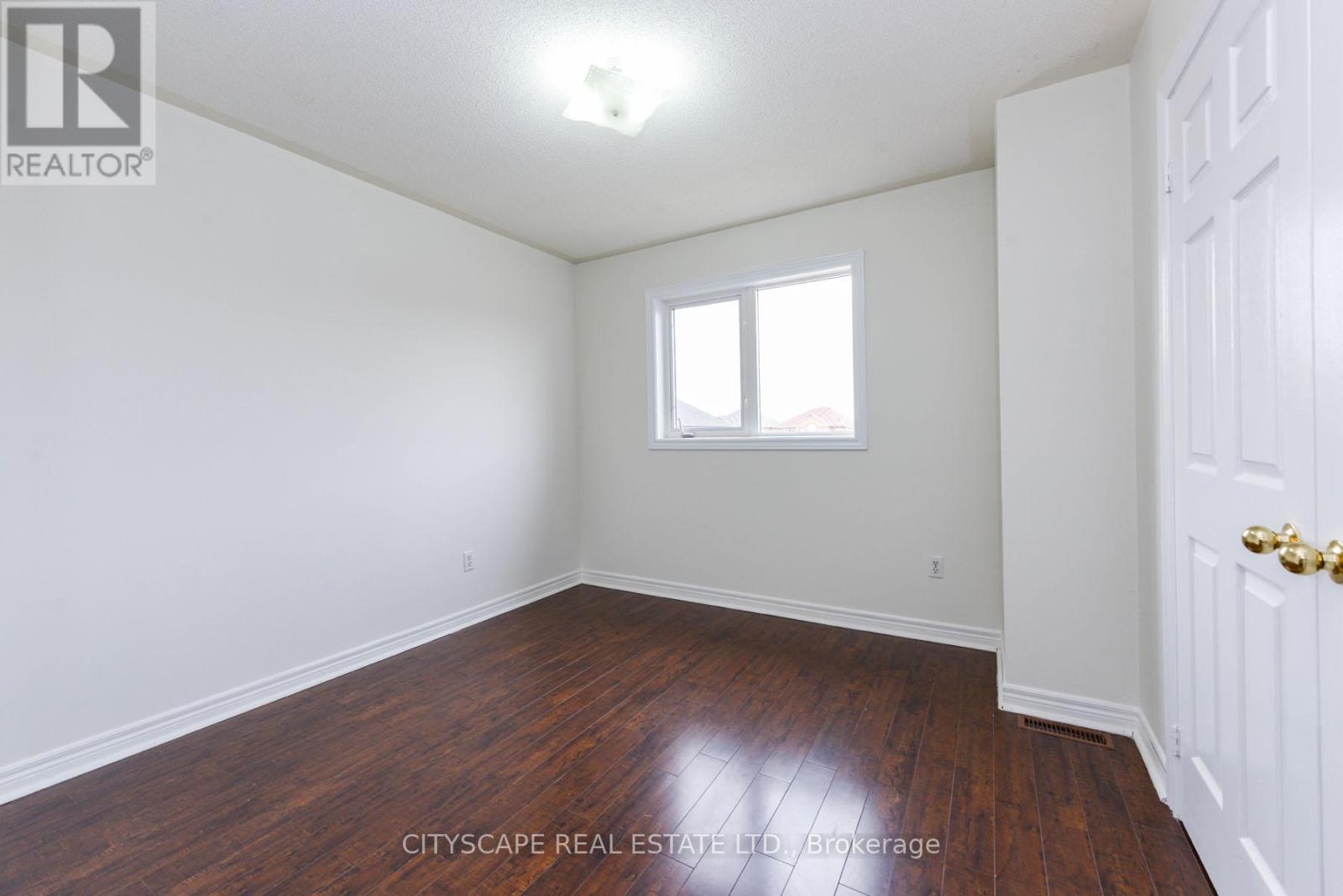 56 Checkerberry Crescent, Brampton, Ontario  L6R 2S6 - Photo 18 - W12322098